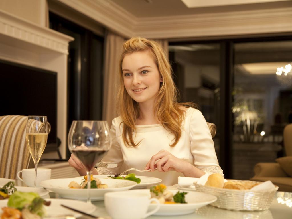 Hotel La Suite Kobe Harborland Eksteriør billede